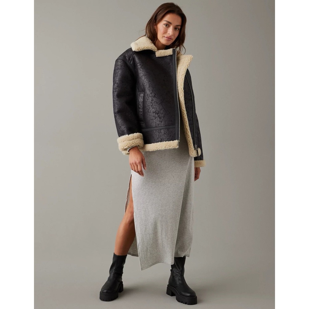 American Eagle Women's Shearling Moto Jacket Oversized Size XS Black Tan